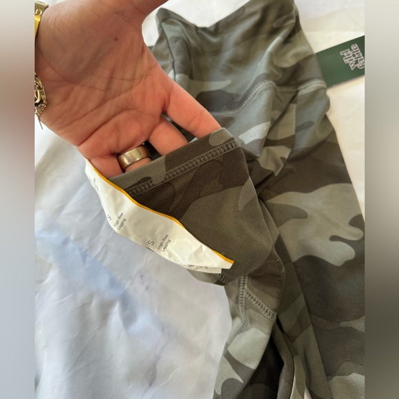 SALE🔥WILD FABLE camp high rise leggings ✨ - Picture 6 of 12